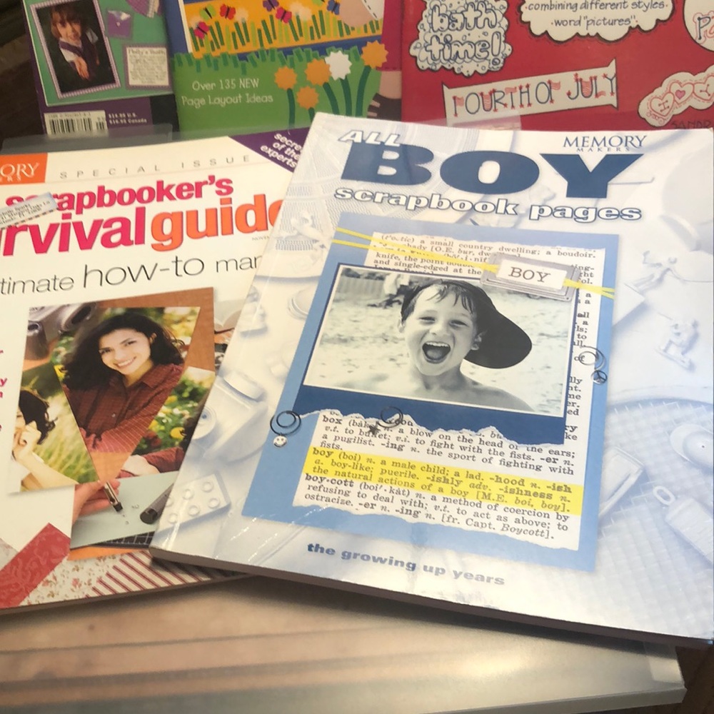 Scrapbook books (5) - Picture 4 of 16